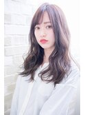 【el zafiro &nbsp;kitahama】大人かわいい　シースルー　ミディ