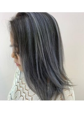 クレア 茅ヶ崎(CREA) コントラストハイライト(アッシュ)