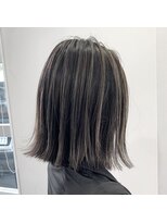 リベルテ 岡崎店(Liberte)&nbsp;【コントラストハイライト】外ハネ切りっぱなし