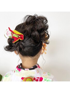 ヘアーデザイン シーベル(HAIR DESIGN SEA BELLE) 浜松市SEA BELLE人気七五三ふんわりアシンメトリー