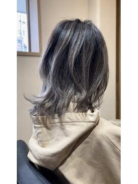 キレイコムデュース(Deuce) ミディアムスタイル