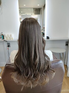 イロリ(ILOLI) ハイライト×グラデーション