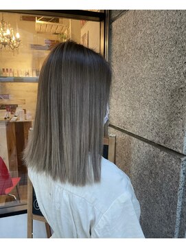 ヘアーワークス アンビエント(Hair works Ambient) バレイヤージュ#ホワイトベージュ【Ayaka】