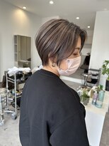 ユエン(YUEN)&nbsp;ハンサムショート×ハイライトカラー