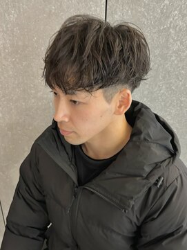 ニアウ 太田店(Niau) メンズパーマツイストスパイラルパーマ波巻きスパイラルパーマ