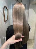 【立川CRES佐藤穂莉】柔らかミルクティーベージュ