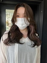 ツキ 横浜店(tuki) インナーカラーケアブリーチイヤリングカラーハイライトレイヤー