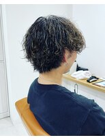 ネイロ 北千住(NeiRo)&nbsp;メンズマッシュツーブロ刈り上げ波巻きツイストスパイラルパーマ