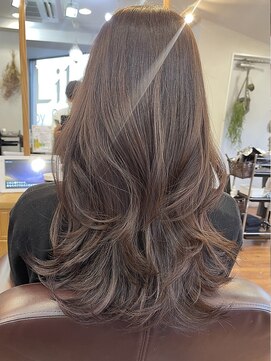 マインバイアフロートギンザ(MYNE by AFLOAT GINZA) ウェーブレイヤーカットココアブラウン【20代30代40代】】