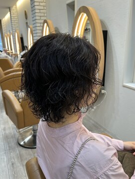 アドラーブル けやき通り店(adorable) 冬こそパーマ!暗髪でも垢抜けるニュアンスパーマ×レイヤー