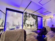 ヘアースパリゾート リアン 燕三条店(Lien)の雰囲気(明るく開放的な空間☆シャンプーブースは半個室になっています!)