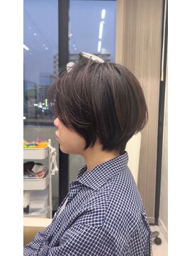 アローム(alom) 丸みふわっとショート