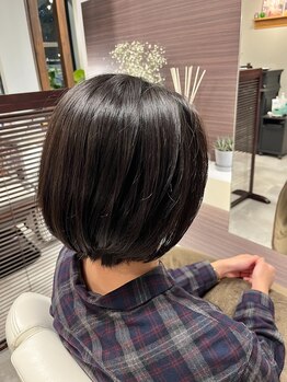 セスタ ヘアバイケア(SESTA hair×care)の写真/平日20時まで受付○／白木原駅1分。仕事帰りに、適切な薬剤選定とダメージレスな施術でスマートに整う