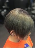 グレージュ　　ボブショート