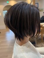 エミュー(emue) 丸みとくびれの美シルエット"short hair"【神永 亮】