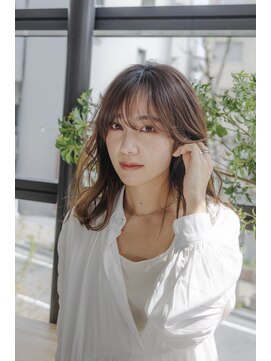 ニーイチイチ(211) 似合わせカットイメチェン/こなれミディ/ニュアンスカラー