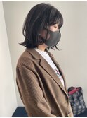 ダークグレージュ くびれミディ 外ハネボブ