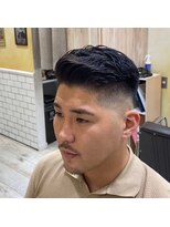 グルーマーズトウキョウ(GROOMER/S TOKYO)&nbsp;スキンフェードコテパーマ　GROOMERSTOKYO 太田