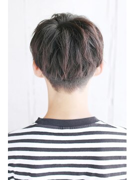 シュシュット(chouchoute) ツイストスパイラルコンマヘアスキンフェードセンターパート/006