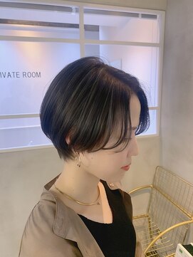 ロエ 平尾山荘(loe) ハンサムショート×【脱白髪染めハイライト】平尾/高宮
