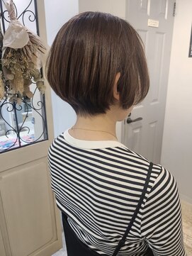 ヘア ケア ディエイチケー(HAIR CARE DHK) 艶髪大人ショートボブ