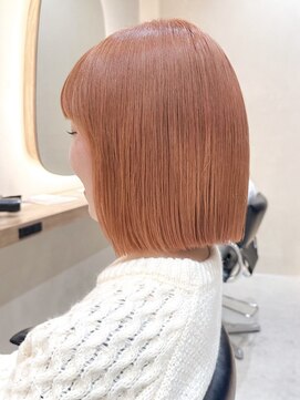 ヒビヲ(HIBIO) ショートボブハイトーンカラーミルクティーベージュダブルカラー