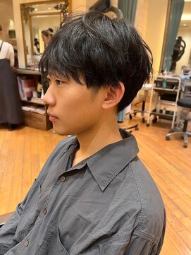 ビュートリアム265(BEAUTRIUM 265) メンズツーブロックマッシュ ニュアンスパーマ 黒髪マッシュ銀座