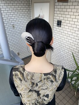 フェリーチェ(Felice) 参列ヘア タイトアレンジ タイトシニヨン カチモリ