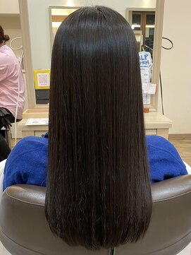 アルターリール(aL ter Rire) イメチェン/ホワイトブロンド/外ハネボブ/美髪/ワイドバング