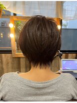 ビハインドザカーテン(BEHIND THE CURTAIN)&nbsp;襟足に長さを残したショート