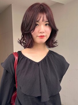 イロウ 天神大名店(IROW) チェリーブラウン 外ハネボブ ブリーチなしダブルカラー 艶髪