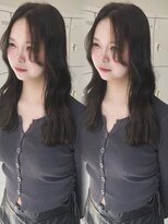 ジゼル(GiseL)&nbsp;オリーブ　顔まわり　ロング　グレージュ