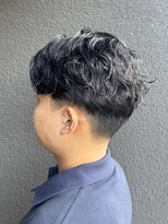 ヤスムラ(YASUMURA)&nbsp;男らしさと清潔感を極めたアクティブショート【西宮北口】