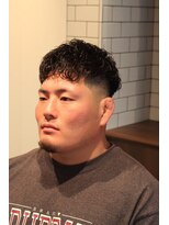 キングスマン トーキョー 八王子店(KINGSMAN TOKYO)&nbsp;ニュアンスパーマ/ツイストスパイラル/フェード<理容室>[八王子]