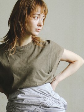 バーノン(VERNON) Messy Modern Mullet wearing AKIKO AOKI【VERNON】058-262-3611