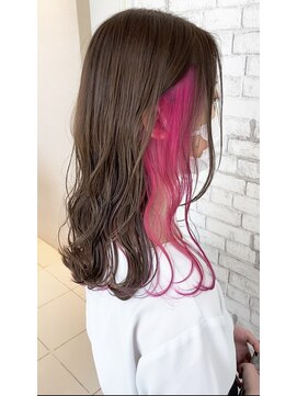 ヴァイラル(VIRAL) ネオンピンク × インナーカラー