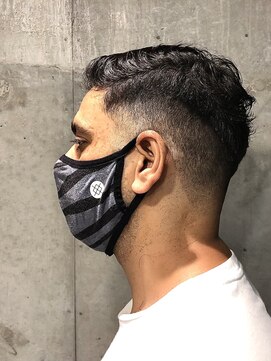 グッドプレイスアンドシング(Good Place&thing) メンズ刈り上げ短髪七三フェード七三分けスキンフェード