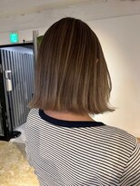 メリー オオサカ(Merly Osaka)&nbsp;中明度さりげないバレイヤージュ_ナチュラルブラウンカラー_