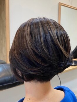 エイチヘアデザイン(H_hair design)の写真/ベテランスタイリストによる丁寧なカウンセリングとマンツーマン対応が魅力＊初めての来店も安心の施術◎