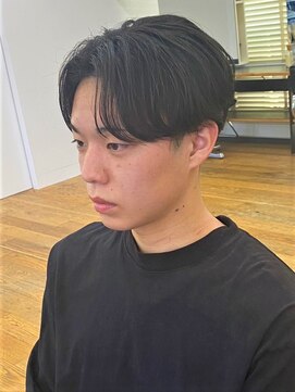 エクシア 西梅田店(EXCIA) 【20・30代から人気】センターパート×パーマ×ツーブロック
