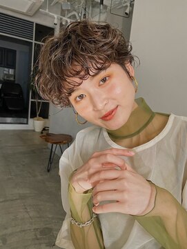 フィルムス 表参道(FILMS) 姫カットレイヤー/レイヤーカット/韓国風巻き/顔周り/表参道