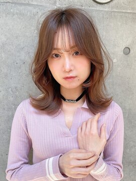 ボタン シブヤ(VOTAN SHIBUYA) 大人かわいいひし形韓国レイヤーミディアムヘア