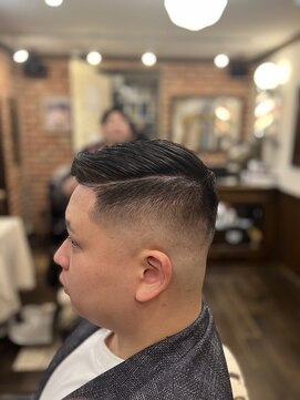 ヒロギンザ 浜松町店(HIRO GINZA) 7:3スキンフェード