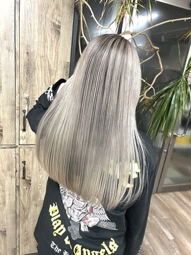 ヴィフ 大船(VIF) バレイヤージュ/ハイライト/ダブルカラー/ケアブリーチ/ボブ