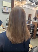 ハイライトベージュ