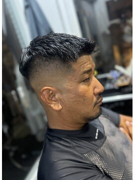 エイト(8 eight) スキンフェード