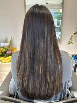 ビーフォーユー(B4U) ブリーチ毛でも縮毛矯正・B4Uストレート！