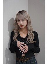 エルフ(elf) 梅川 彩希