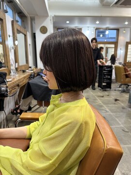 ニューラインギンザ(New-Line 銀座) ぱつっとボブ