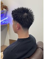 バタクラン(BATACLAN) ピンパーマ#メンズ#メンズカット#フェード#眉毛#メンズサロン